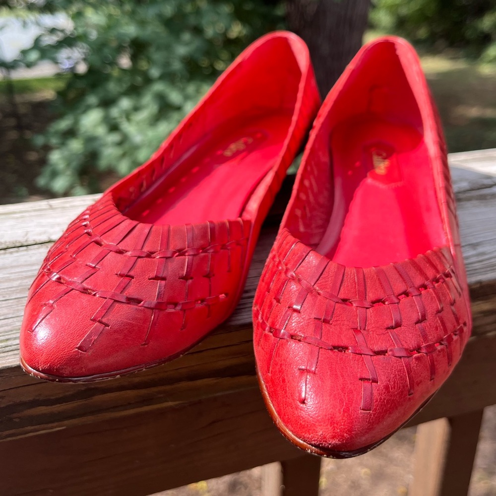 Calico Red Leather Flats 1990